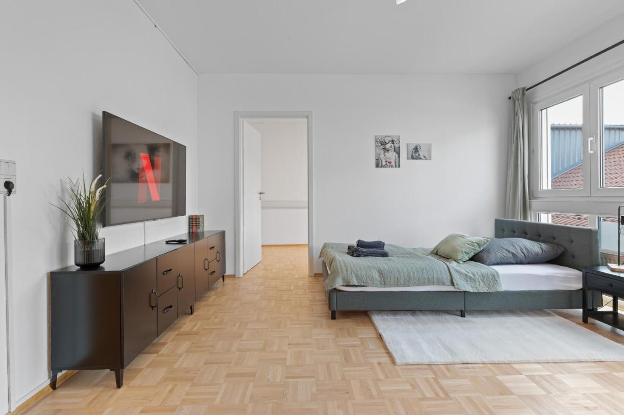 Lemon Suites Hildrizhausen - Ideal Fuer Teams Und Monteure Esterno foto